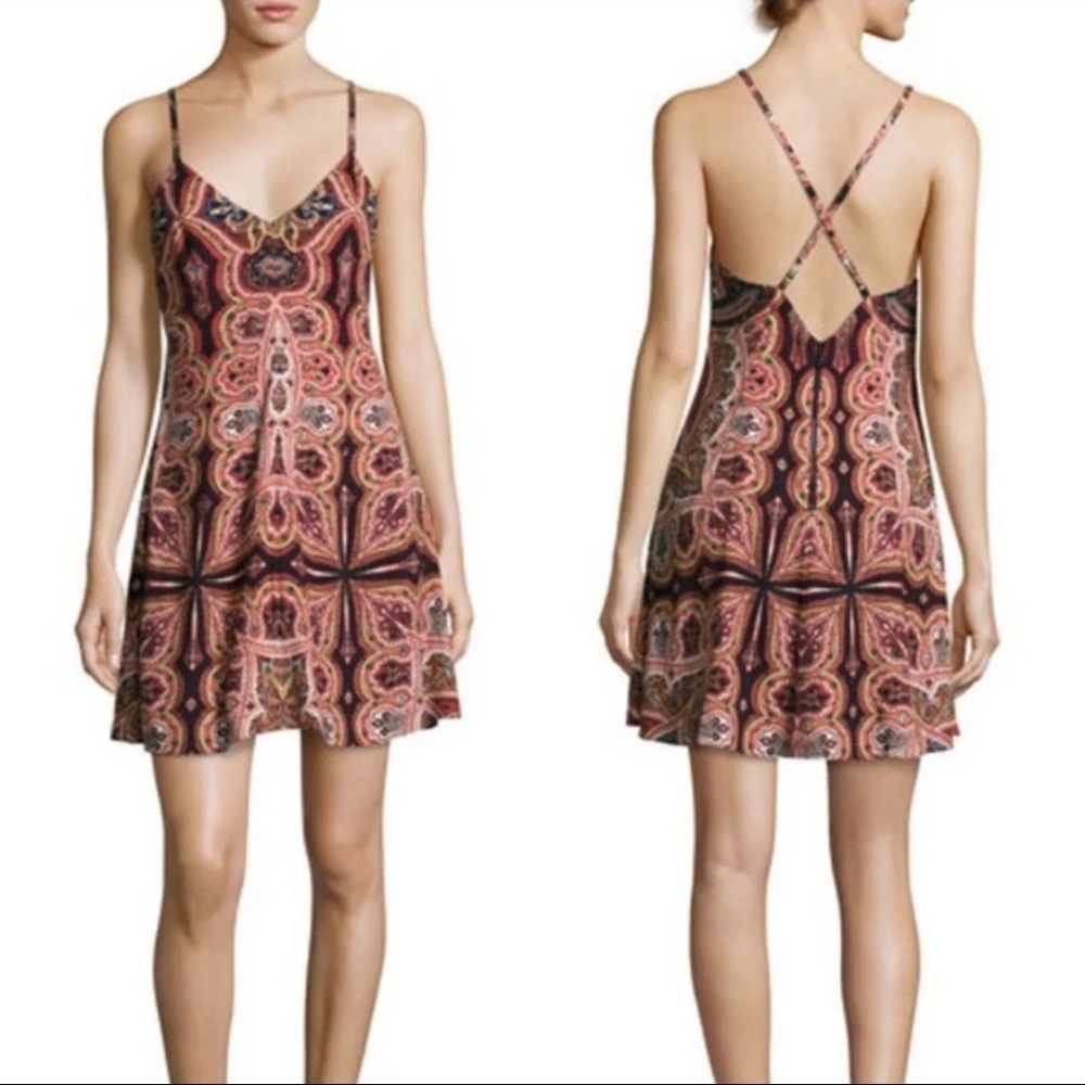 Alice + Olivia Alves Cross Back Flared Mini Dress Black Paisley Print Size 8